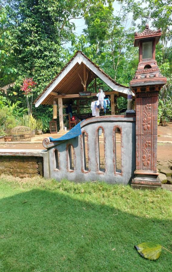 Nara Homestay Syariah Mangunan 外观 照片