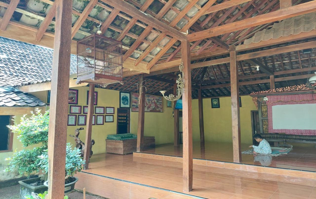 Nara Homestay Syariah Mangunan 外观 照片