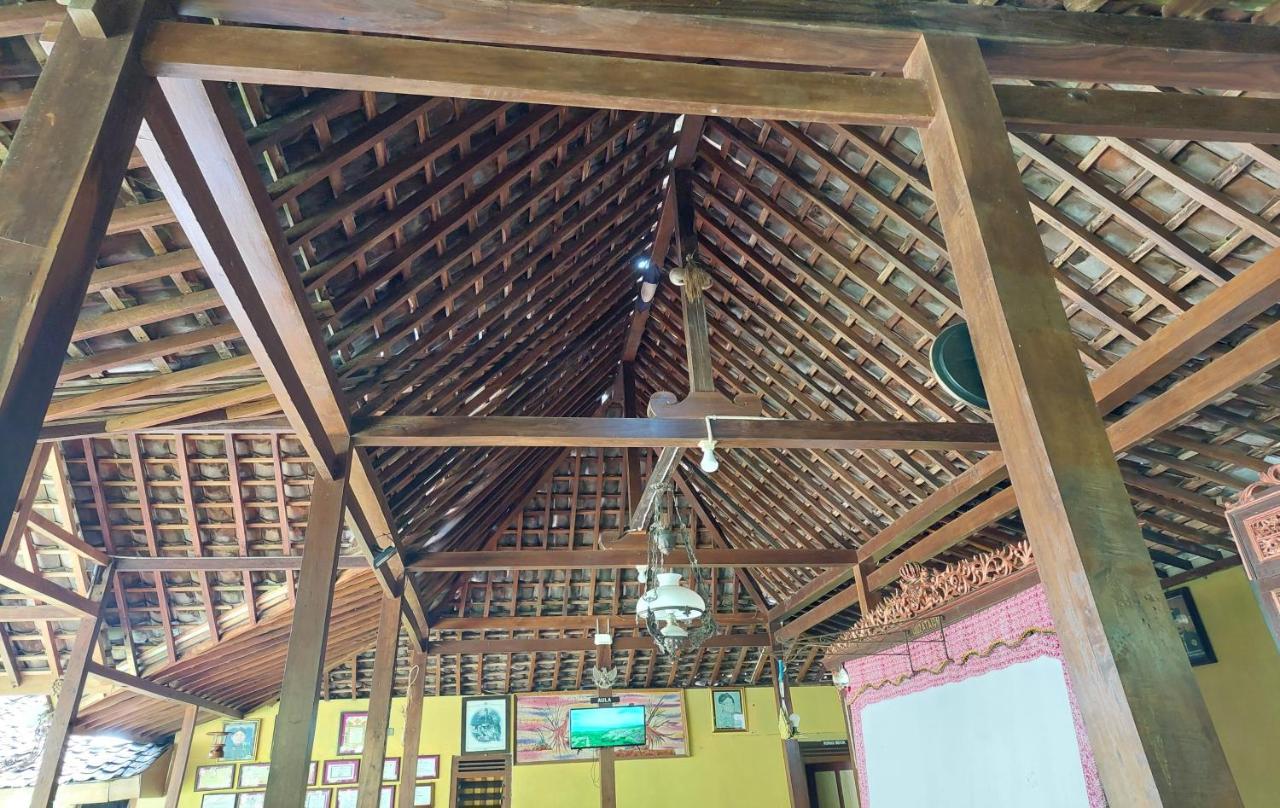 Nara Homestay Syariah Mangunan 外观 照片