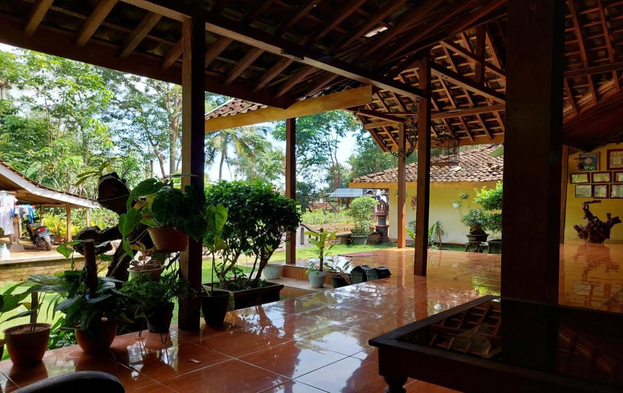 Nara Homestay Syariah Mangunan 外观 照片
